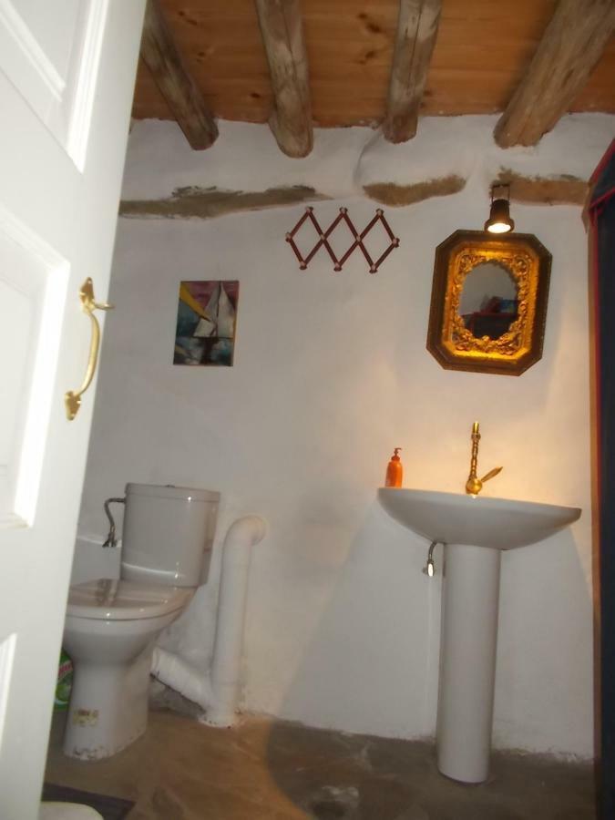 Cyclades Olive Museum'S Guest House Pitrofos Екстер'єр фото