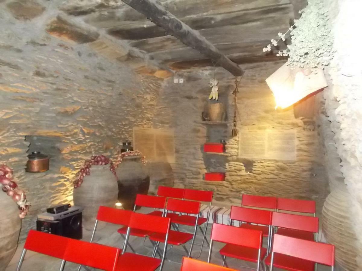 Cyclades Olive Museum'S Guest House Pitrofos Екстер'єр фото